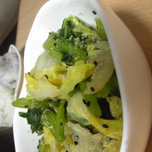 白菜と小松菜のおひたし。